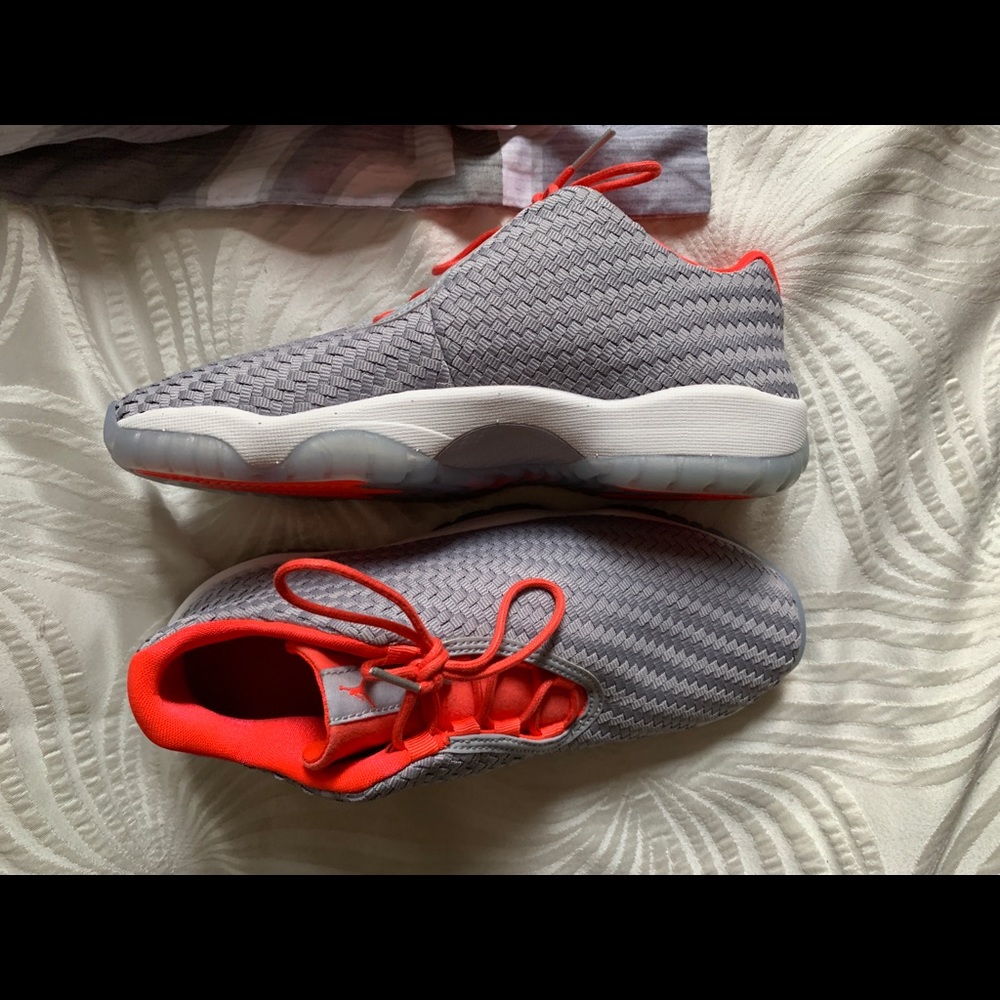 Air Jordan future low bg